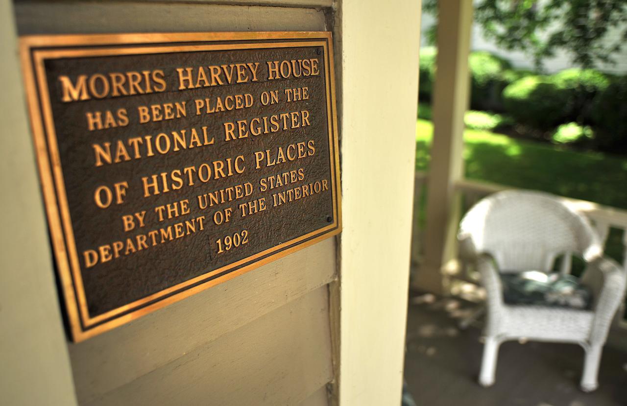 Bed and Breakfast The Historic Morris Harvey House Fayetteville Pokój zdjęcie