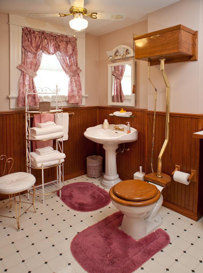 Bed and Breakfast The Historic Morris Harvey House Fayetteville Pokój zdjęcie